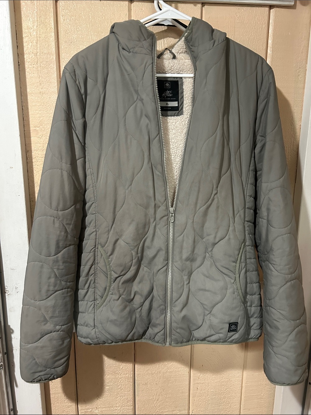 Quilted Hooded Jacket - Gray (XL)